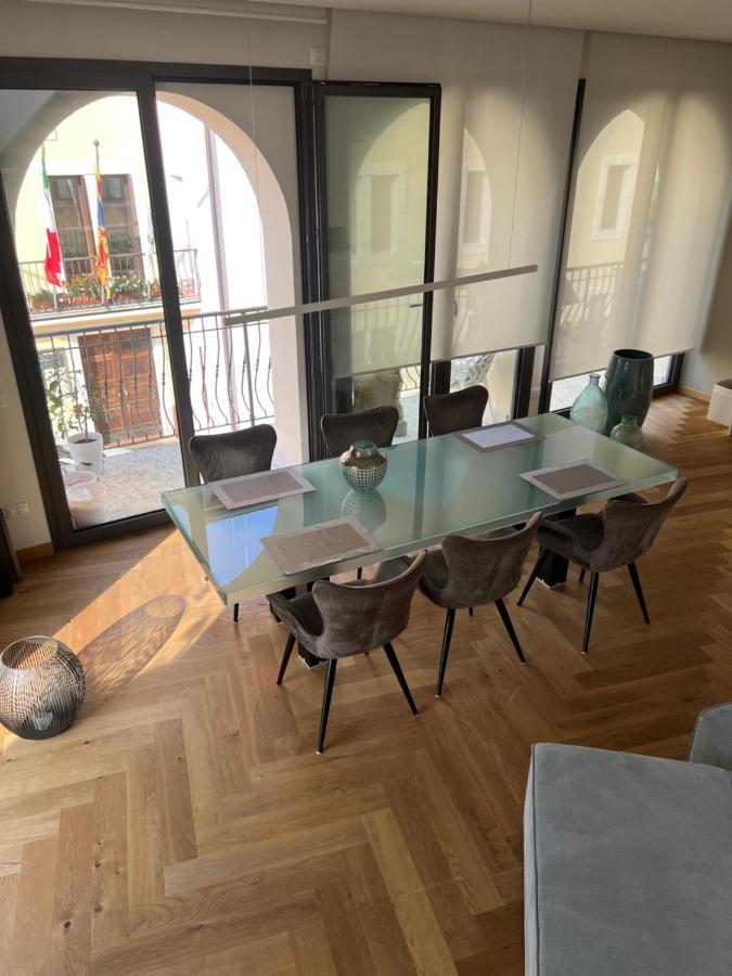Suite La Castellana Торри-дель-Бенако Экстерьер фото