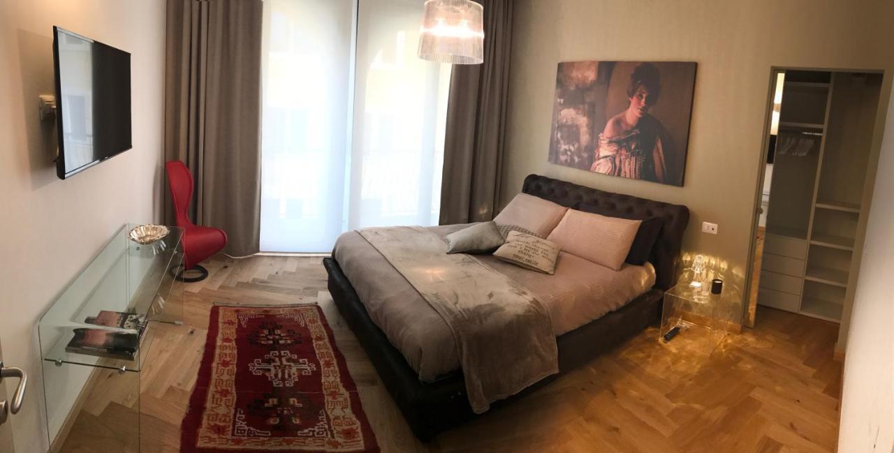 Suite La Castellana Торри-дель-Бенако Экстерьер фото